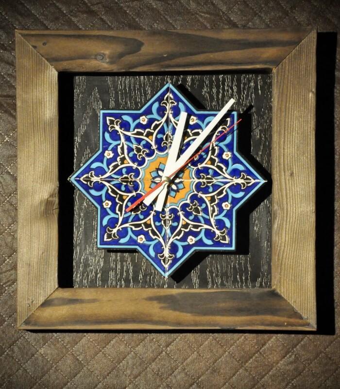 ساعت دیواری مربع یک سطح