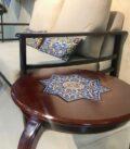 میز کنار مبلی گرد